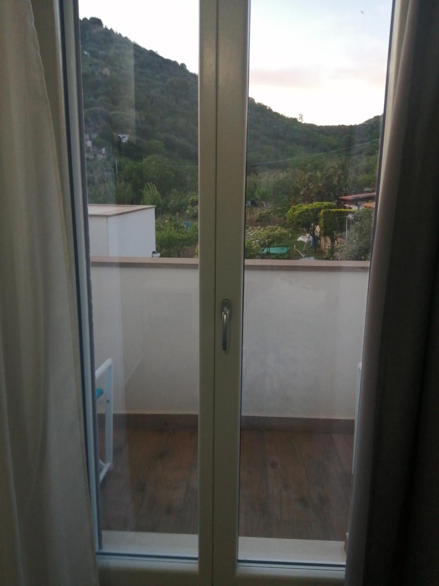 Bed and Breakfast Laris Castellabate Exterior foto